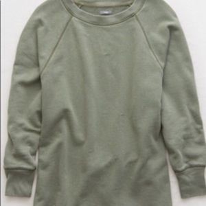The best Aerie sweatshirt!
